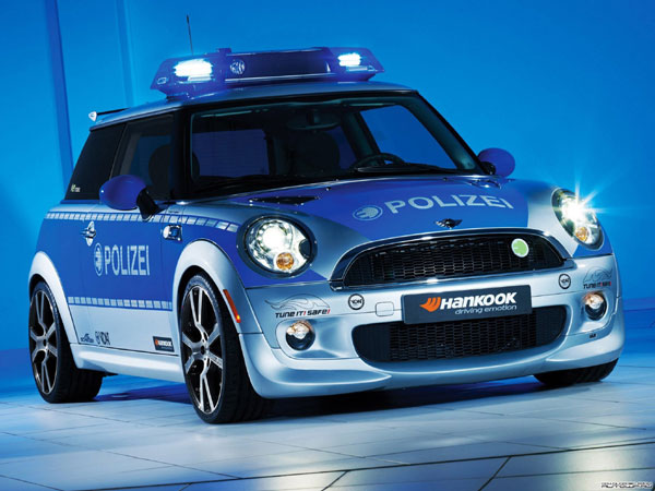 AC Schnitzer Mini E Polizei Concept