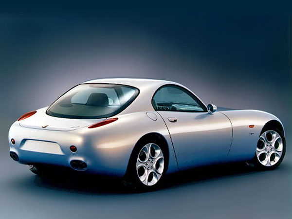 Alfa-Romeo Nuvola Concept