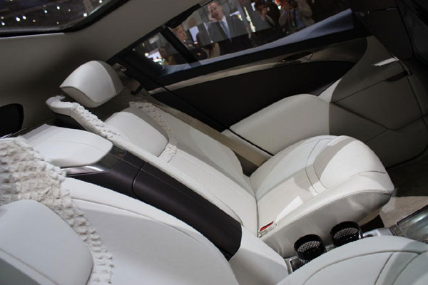 Aston-Martin Lagonda Concept