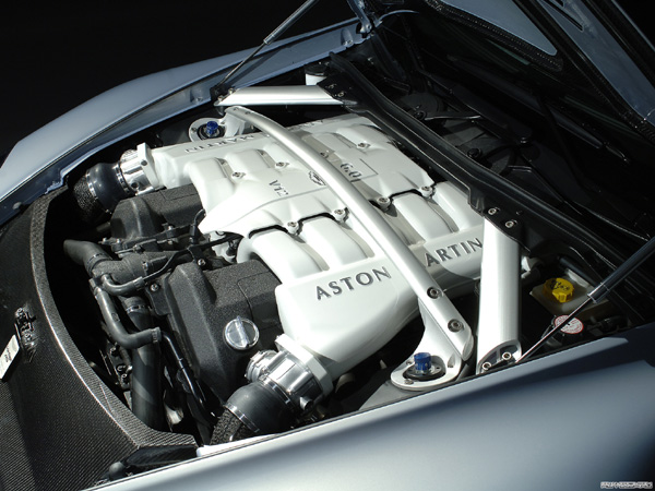 Aston-Martin V12 Vantage RS Concept