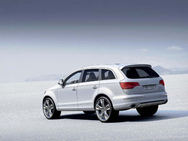 Audi Q7 V12 TDI BLUETEC Concept