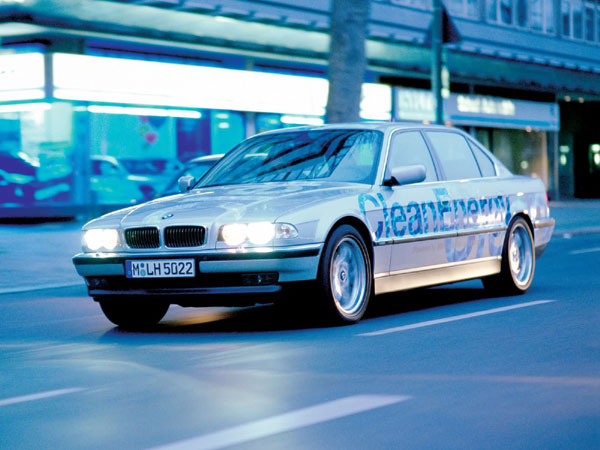 BMW 750hL CleanEnergy Concept