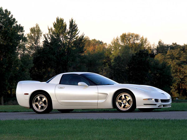 Chevrolet Corvette White Shark Concept