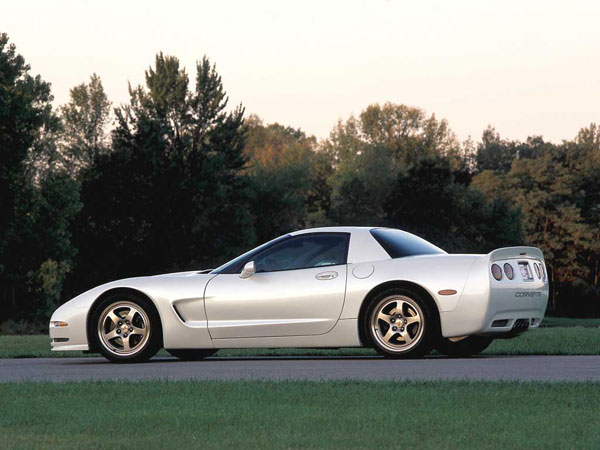 Chevrolet Corvette White Shark Concept