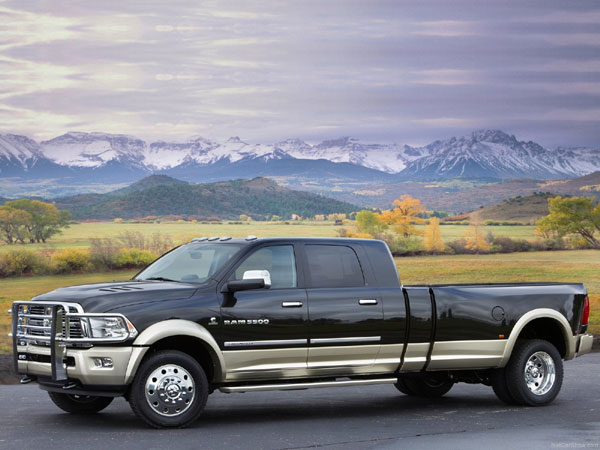 Dodge Ram Long-Hauler Concept