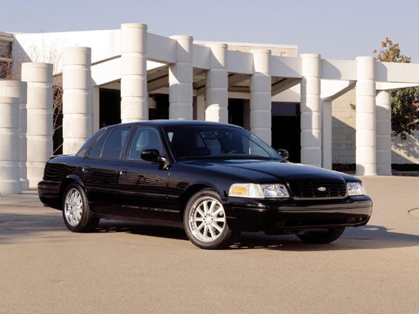 Ford Crown Victoria LX Blackhawk Concept