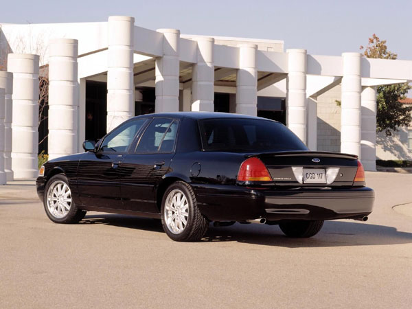 Ford Crown Victoria LX Blackhawk Concept