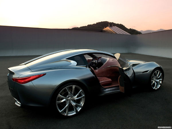 Infiniti Essence Concept