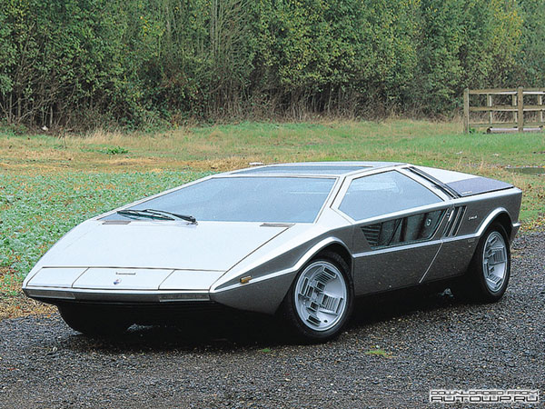 ItalDesign Boomerang Concept (Maserati)