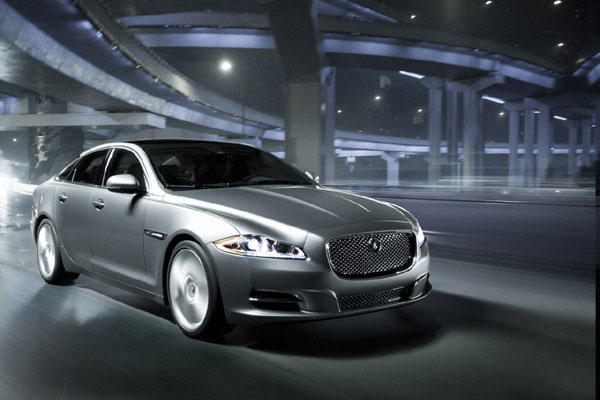 Jaguar XJ Limo-Green Plug-In Hybrid Concept