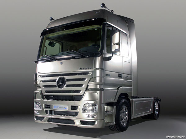 Mercedes-Benz Actros 1860 LS Cruiser Concept