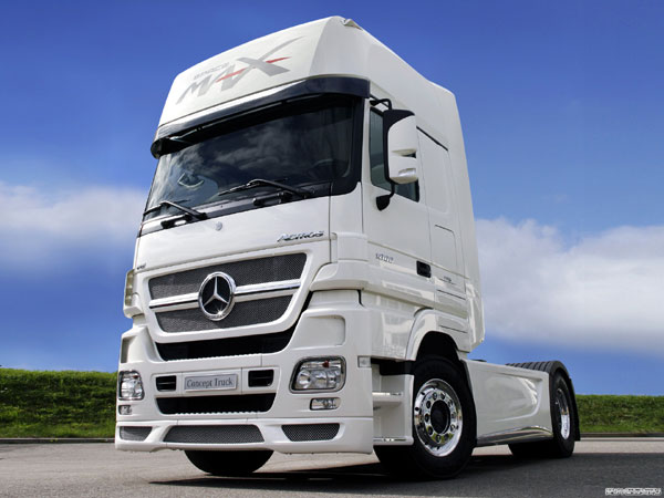 Mercedes-Benz Actros 1860 Study Space Max Concept