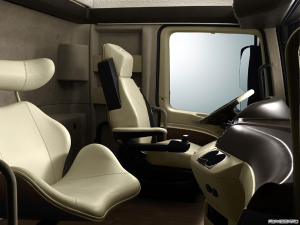 Mercedes-Benz Actros 1860 Study Space Max Concept