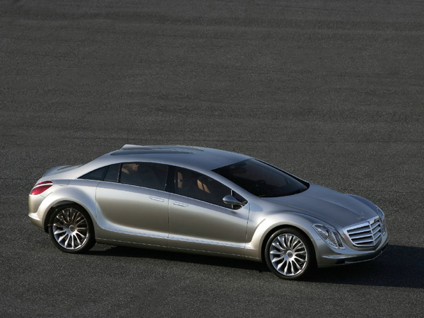 Mercedes-Benz F700 Research Car Concept