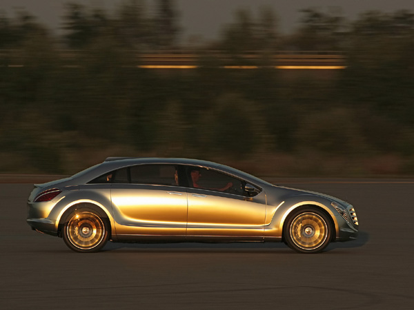 Mercedes-Benz F700 Research Car Concept