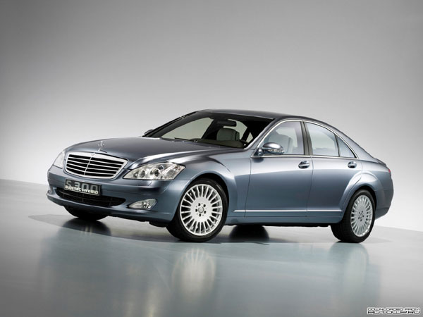 Mercedes-Benz S300 BlueTec Hybrid Concept