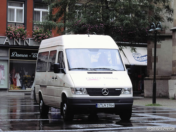 Mercedes-Benz Sprinter 308E Elektro Antrieb Concept