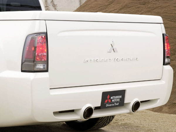 Mitsubishi Street Raider Concept