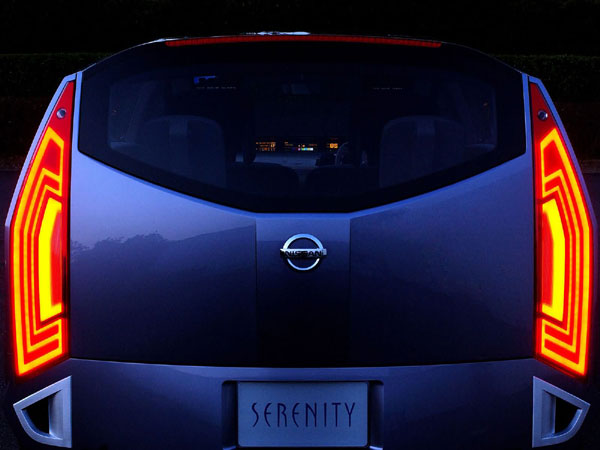 Nissan Serenity Concept