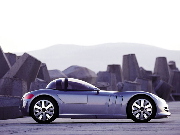 Peugeot 607 Feline Concept