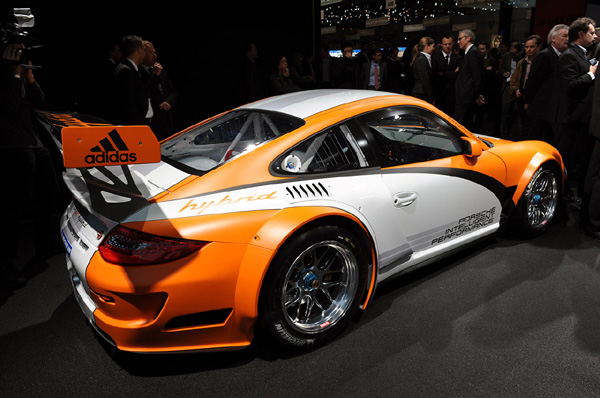 Porsche 911 GT3R Hybrid Concept