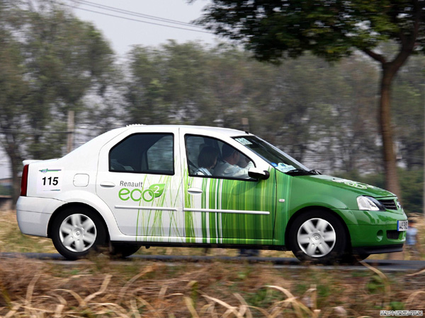 Renault Logan Eco2 Concept