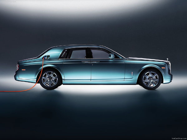 Rolls-Royce 102EX Electric Concept