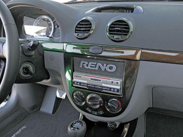 Suzuki Reno Tuner Concept