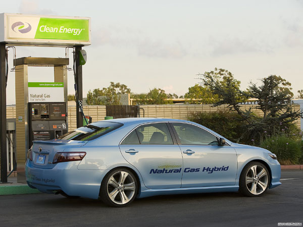 Toyota Camry CNG Hybrid Concept