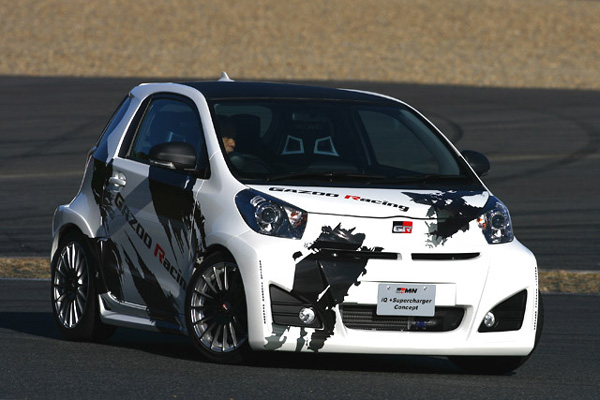 Toyota iQ + Supercharger Concept