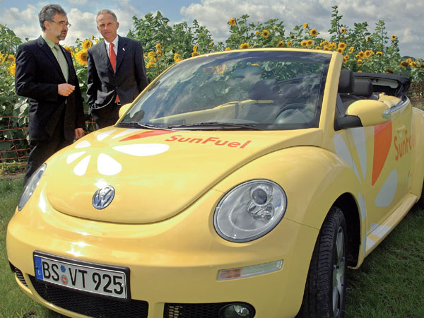 Volkswagen New Beetle Cabriolet Sunfuel Concept