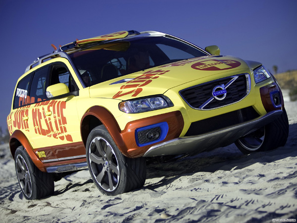 Volvo XC70 Surf Rescue Concept