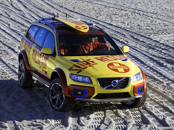 Volvo XC70 Surf Rescue Concept