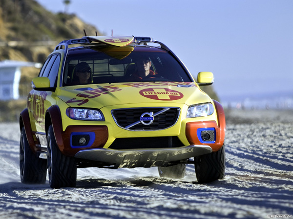 Volvo XC70 Surf Rescue Concept