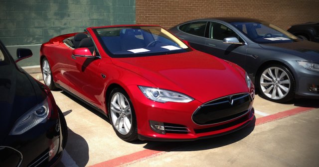 Tesla Model S   