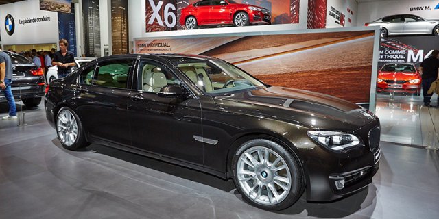     BMW 7-Series Individual Final Edition