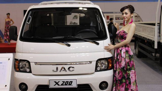     JAC X200