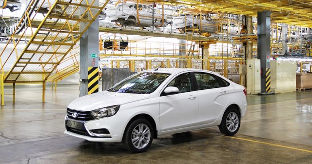 Lada Vesta      