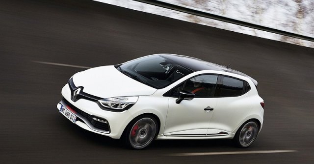 Renault Clio RS 220 Trophy   
